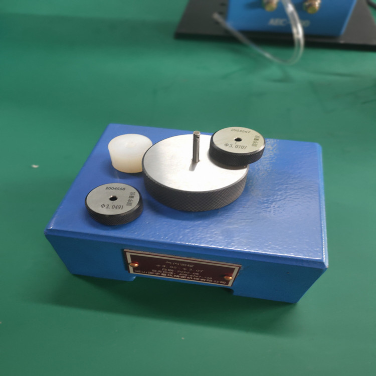 小孔測量氣動量儀氣內測校價格 氣動量儀氣內測校廠家 